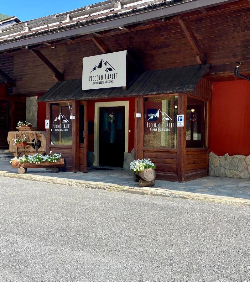Hotel Piccolo Chalet Claviere Exterior foto