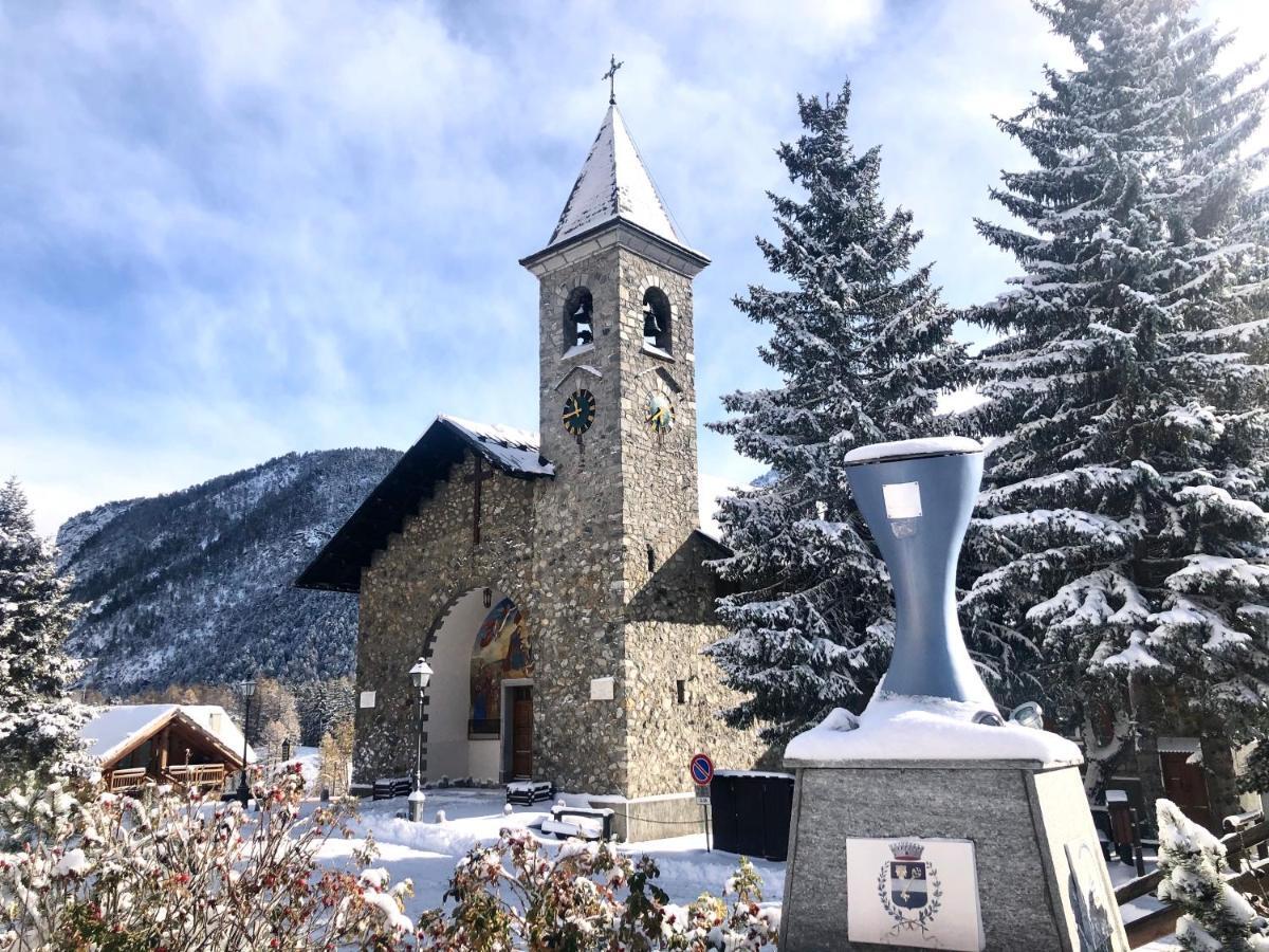 Hotel Piccolo Chalet Claviere Exterior foto
